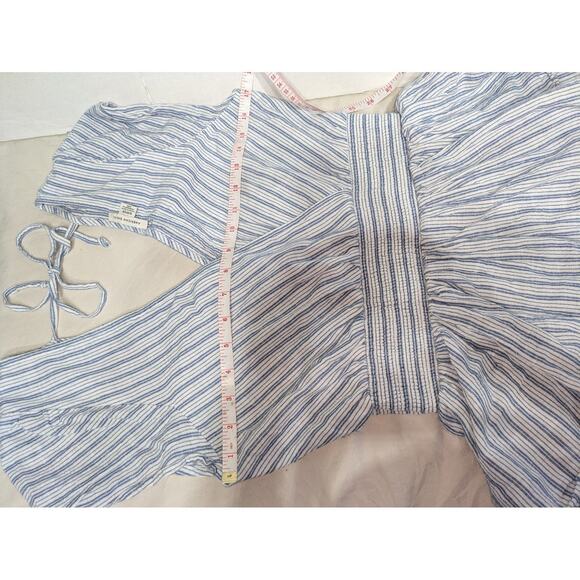 American Eagle Linen Blend Mini Dress Sz‎ Small Smocked Tiered Ruffle White Blue - Picture 13 of 14